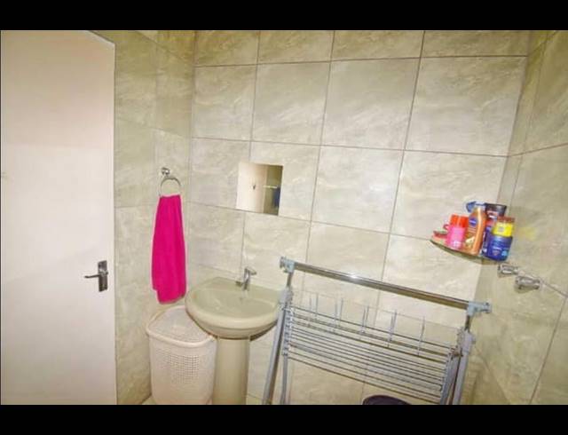 2 BEDROOM APARTMENT FOR SALE IN KLIPPOORTJE